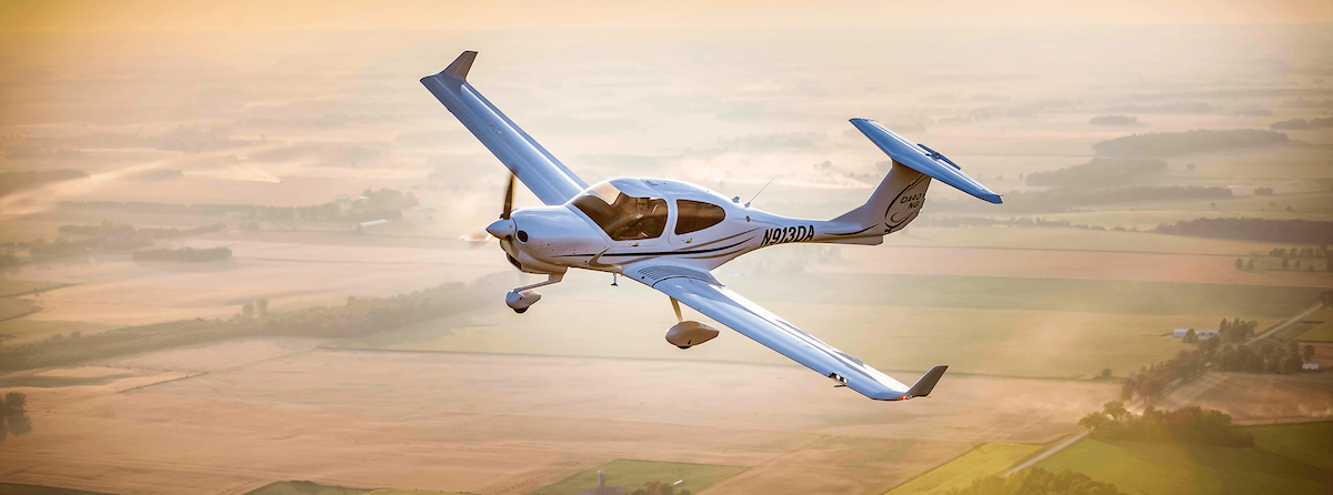 DIAMOND DA40 2.png